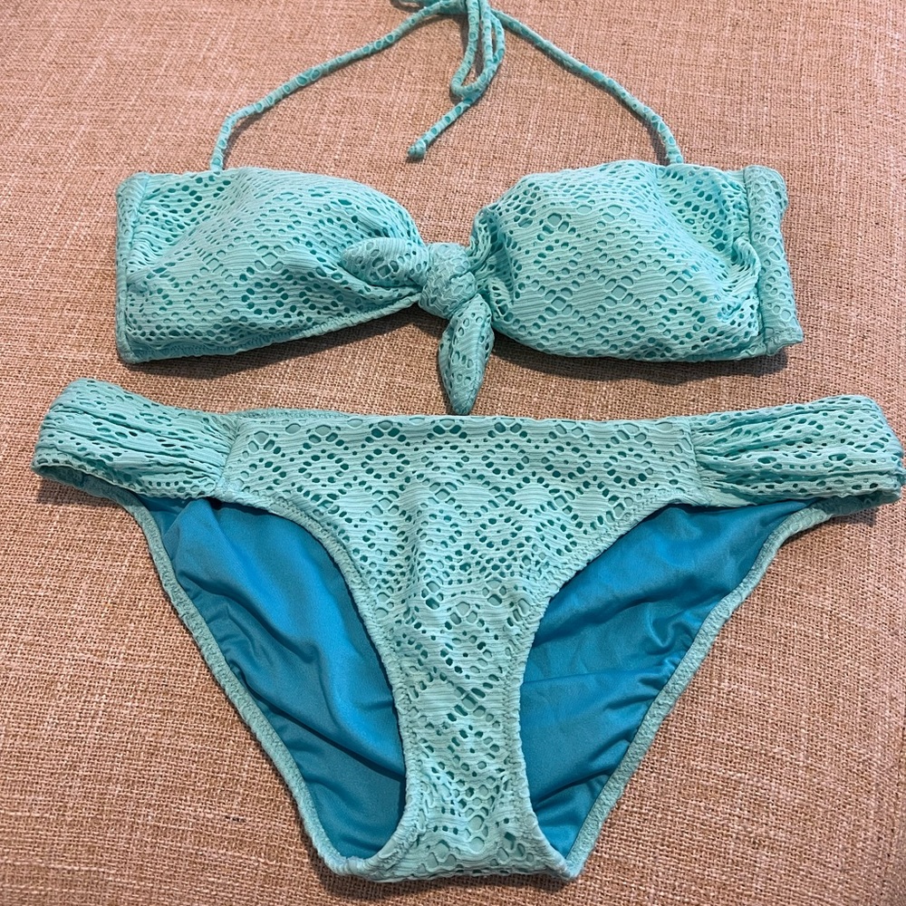 Victoria’s Secret bikini